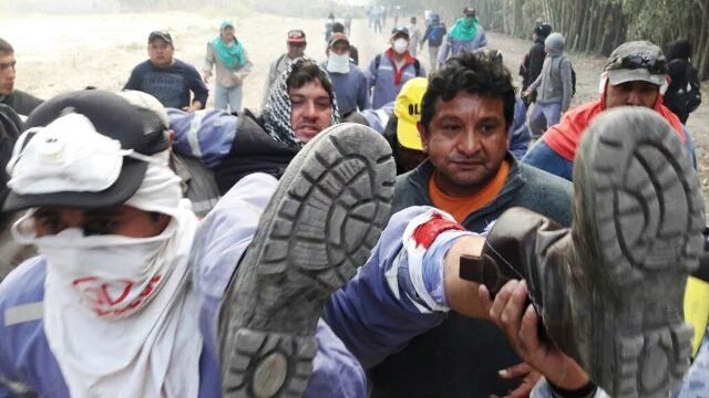 Brutal represión con balas de plomo a trabajadores del Ingenio El Tabacal