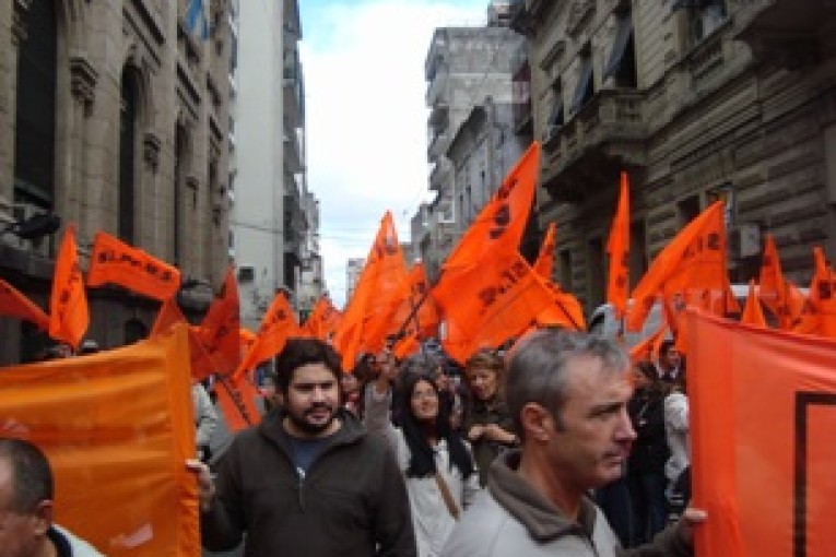 Los médicos lanzan paros y marchas para el 20 de septiembre