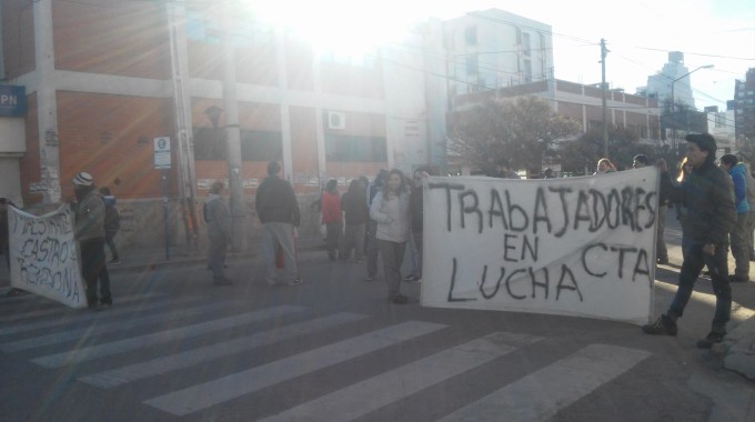 Deja vú en Neuquén: volvieron los piquetes