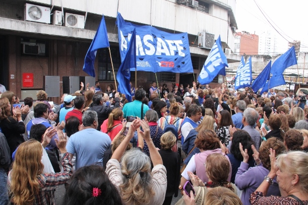 Docentes santafesinos votaron dos nuevos paros por reapertura de paritarias