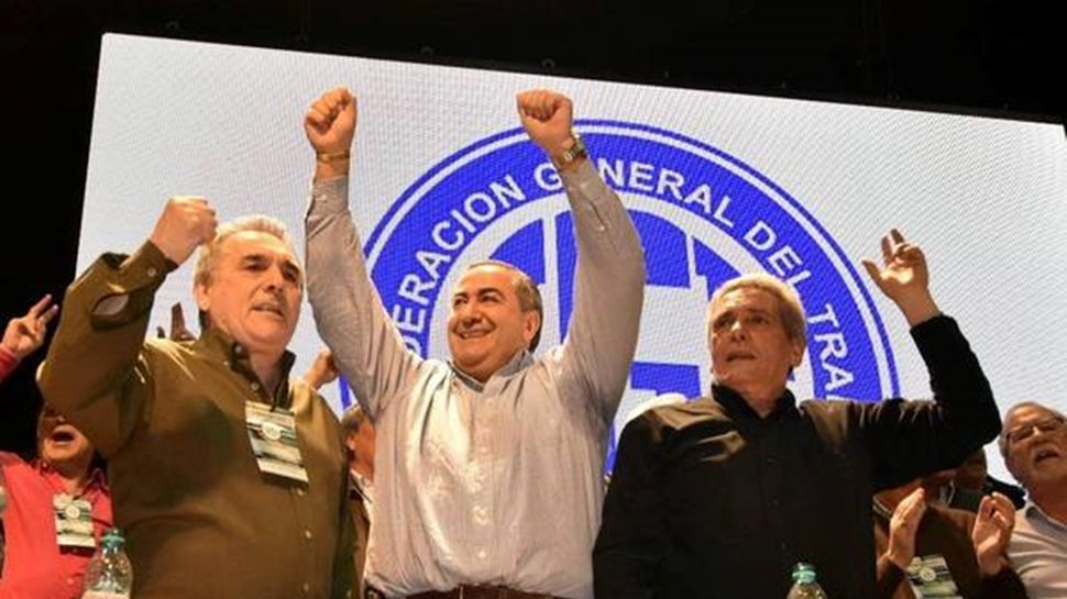 La nueva CGT posterga el paro y espera a Macri