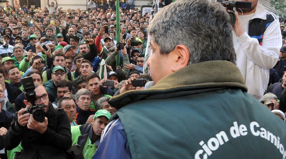 Camioneros se lanza a otra disputa intersindical