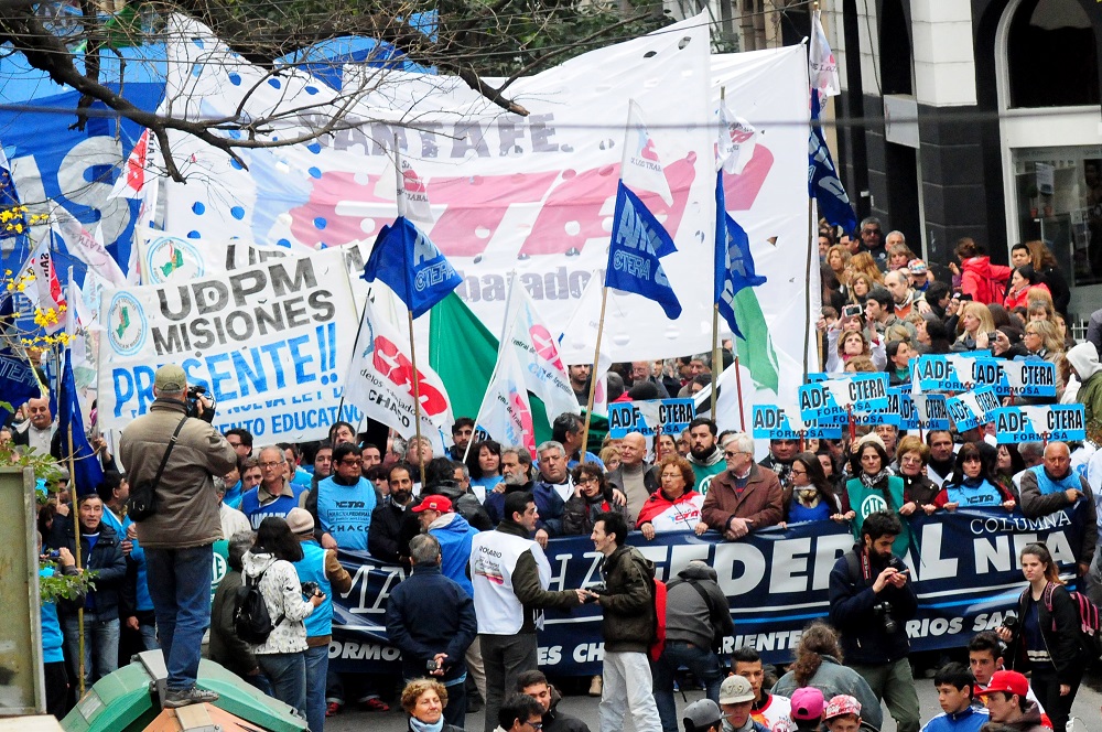 La Marcha Federal llega a Plaza de Mayo y se espera una multitud