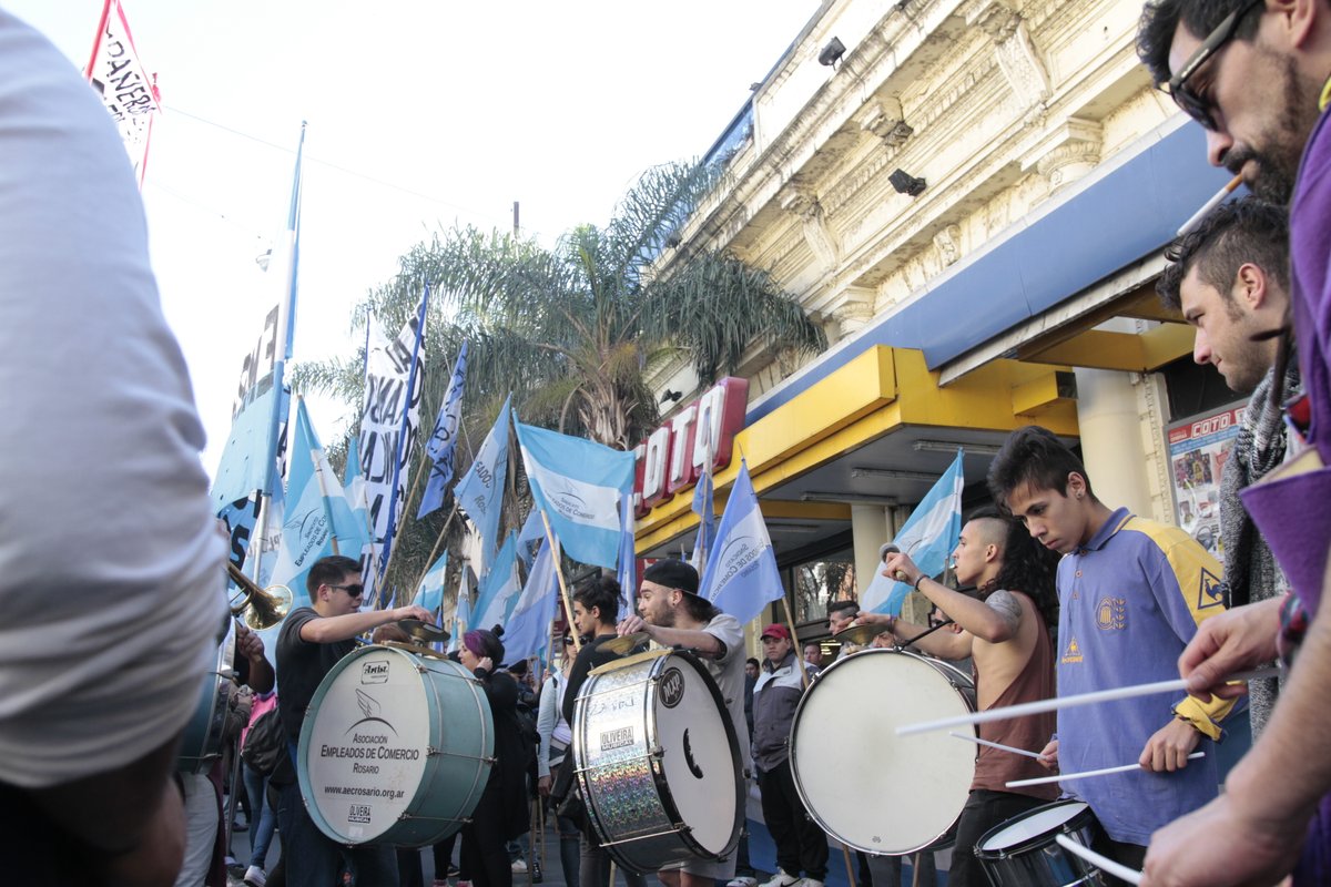 Rosario: despidos en Coto para presionar contra el descanso dominical