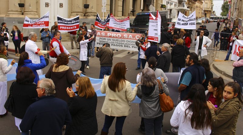 Médicos de Corrientes denuncian sueldos de miseria