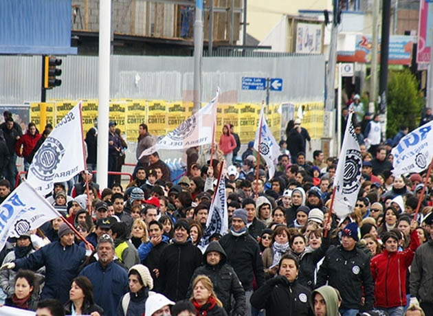 Paran los metalúrgicos fueguinos en defensa de la promoción industrial