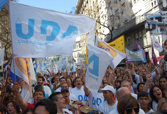 UDA se suma al paro de docentes universitarios