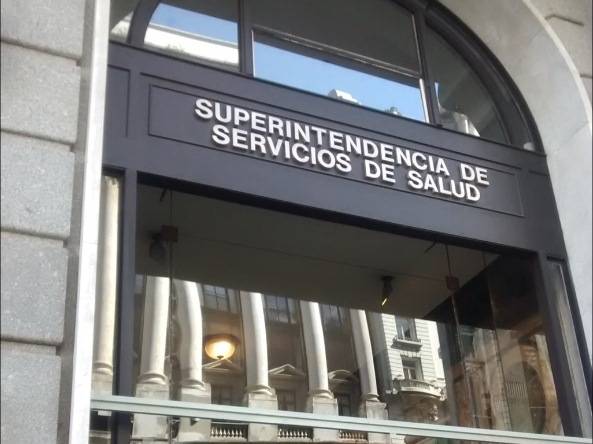 Denuncian el vaciamiento de la Superintendencia de Servicios de Salud