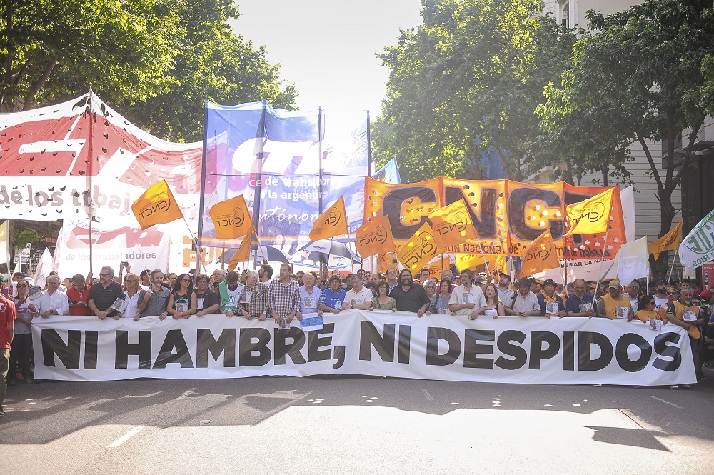 «Hay que terminar con la fiesta de los ricos en perjuicio del pueblo»