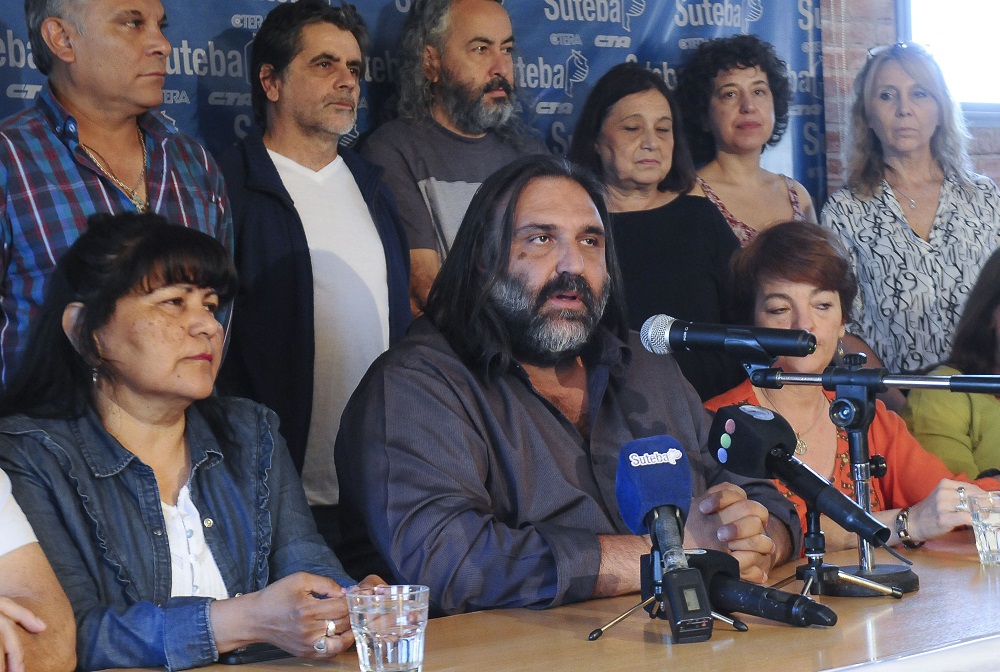 «Lo que es político no es el paro sino la reducción del presupuesto»