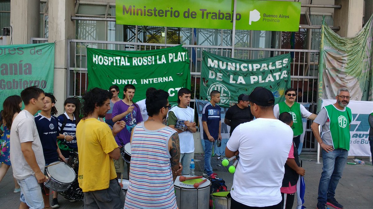 ATE paró y movilizó para pedirle a Vidal aumento salarial