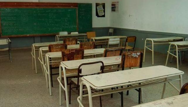 Otras 48 horas de paro de docentes santafesinos por reapertura de paritarias