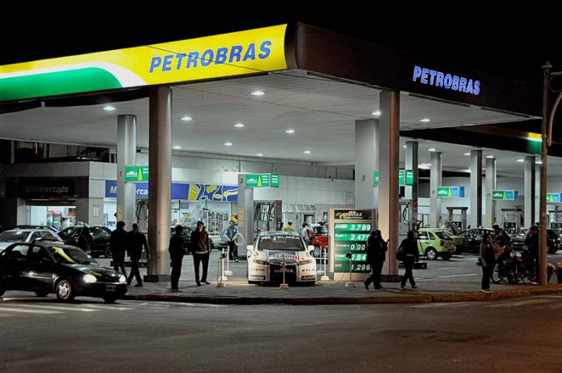 Por despidos, en Santa Fe paralizarán el expendio de combustibles