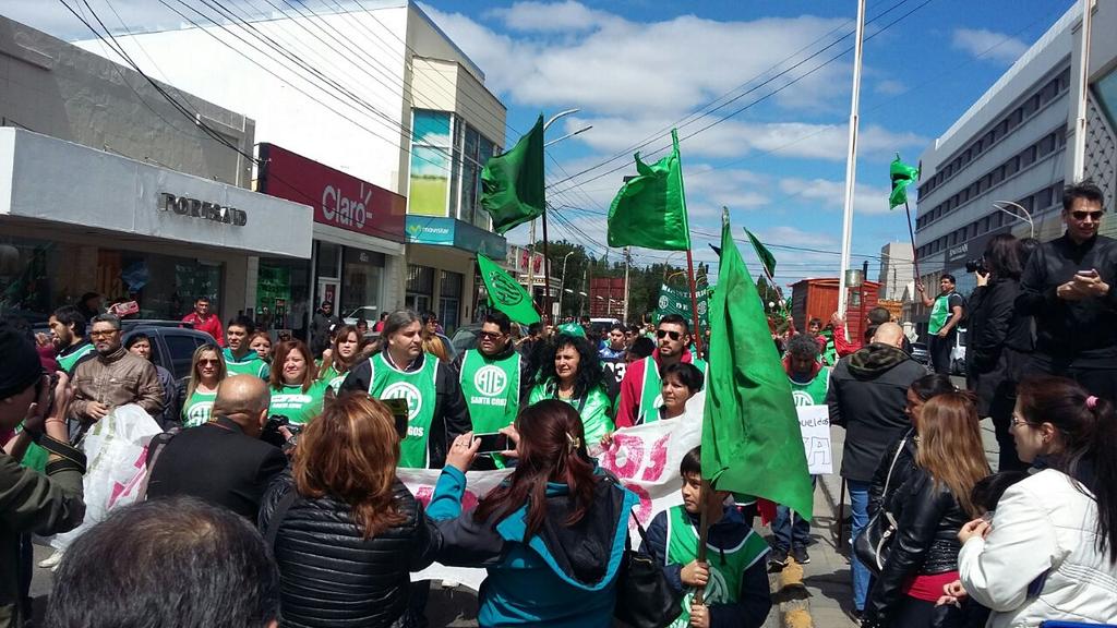 Santa Cruz: los gremios ponen en jaque a Alicia Kirchner