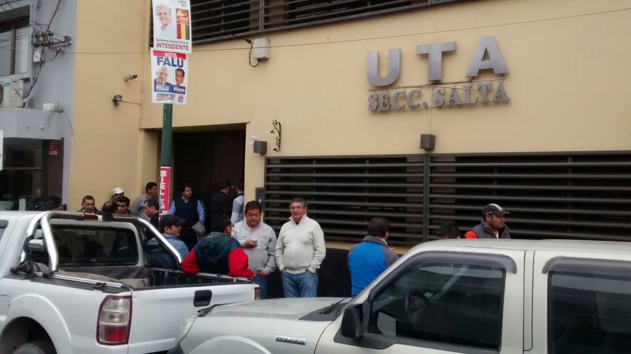 Liberaron a los once choferes de UTA en Salta