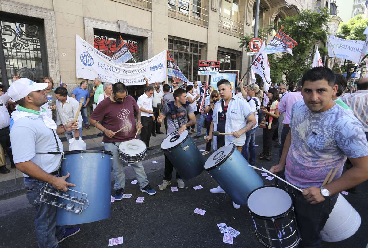 Triaca le bajó la reapertura de paritarias y los bancarios lanzaron un plan de lucha