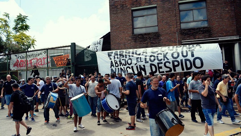 Los gráficos no se rinden y lanzan una jornada de protesta contra Clarín
