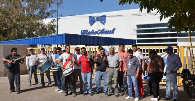 Despedidos denuncian que Moño Azul sigue funcionando sin sus empleados
