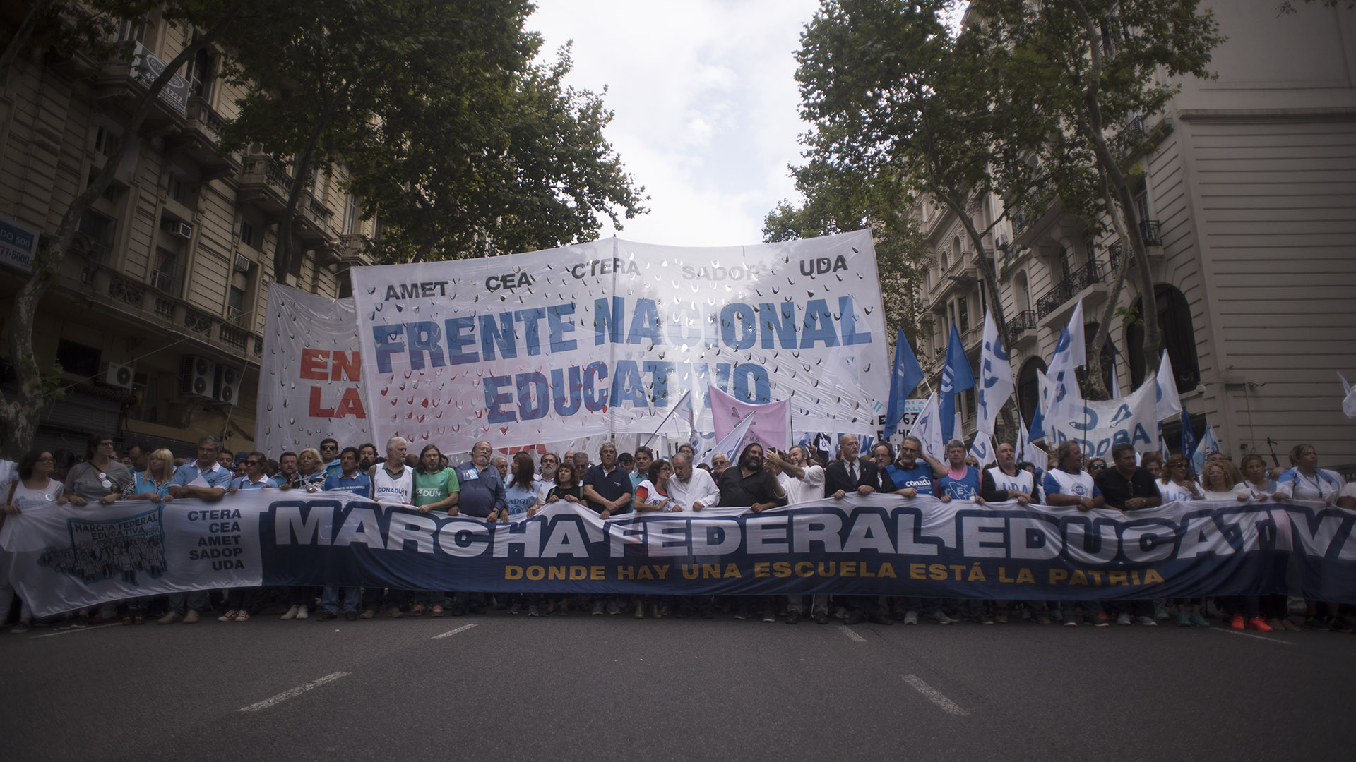 Docentes abren impasse para negociar, pero Bullrich ratifica que no discutirá salarios