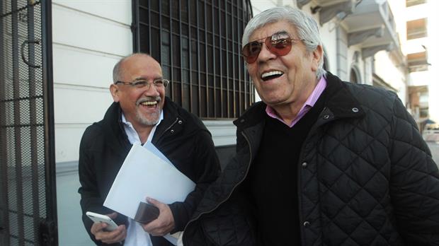 «Ratificamos al triunvirato al frente de la CGT»