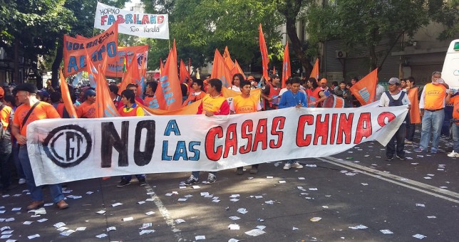 Alarma en gremios de la construcción por la llegada de las primeras 15 mil casas chinas