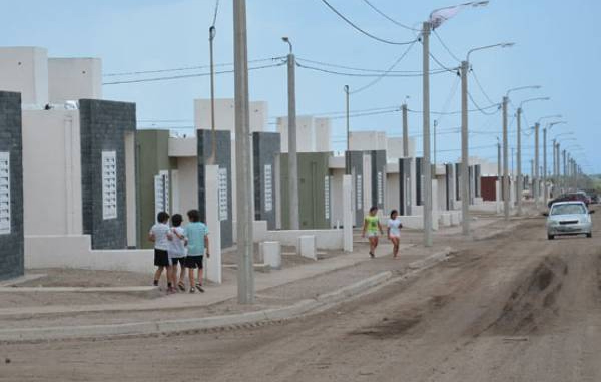 Alarma entre los trabajadores de Vivienda por el desfinanciamiento del organismo