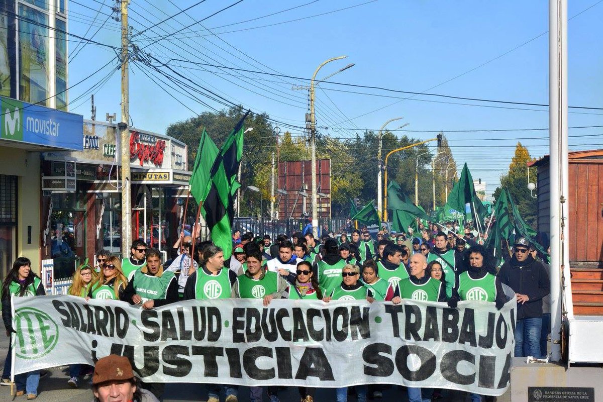 Docentes, estatales, judiciales, y médicos vuelven a paralizar Santa Cruz