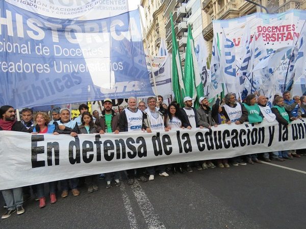 Aseguran que fue contundente el primer día de paro en las universidades