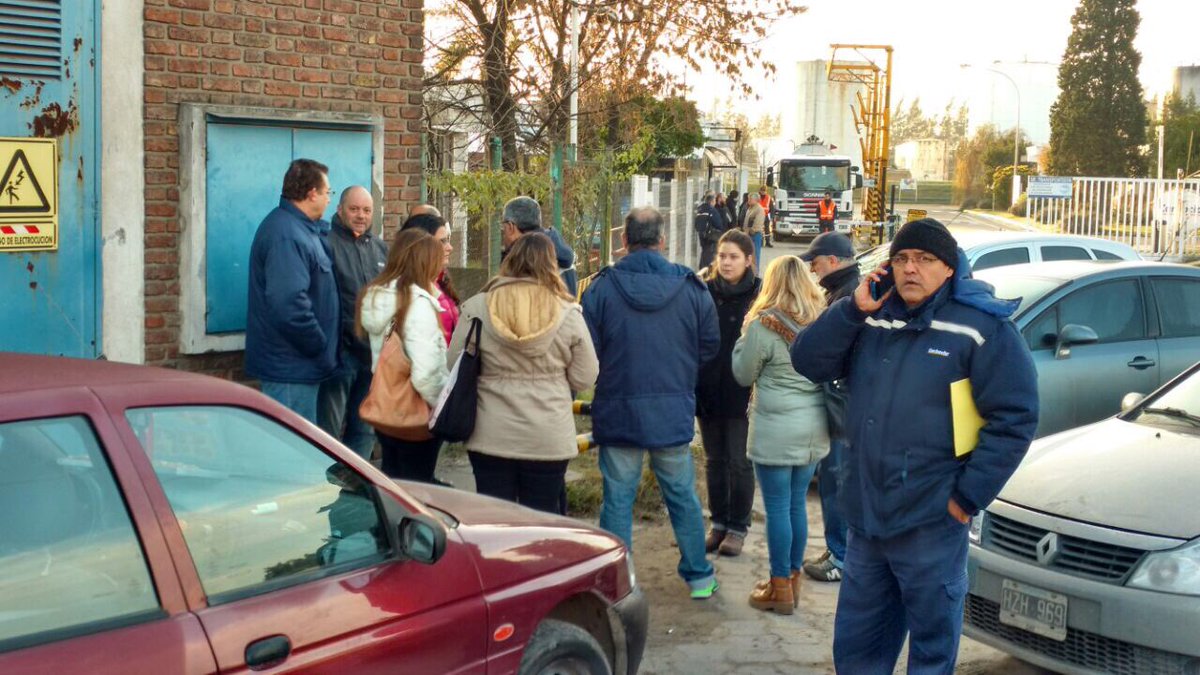 Cerró la petroquímica Carboclor y despidió a sus casi 200 empleados