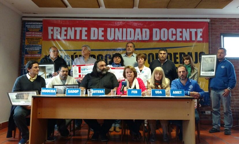 Jornada de protesta docente para que Vidal devuelva los días descontados