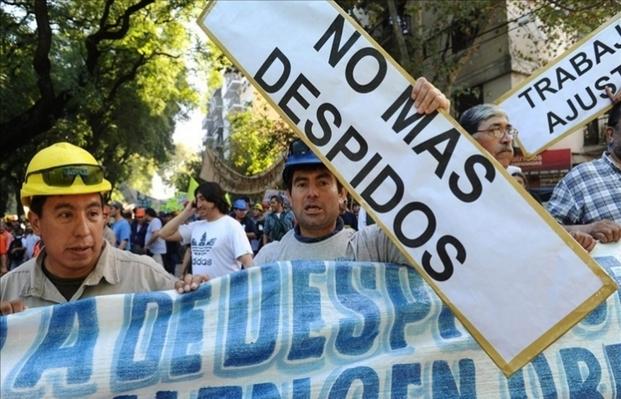 Casi dos millones de trabajadores bonaerenses temen perder su empleo