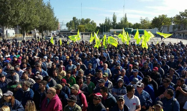 “La industria nacional está siendo amenazada por las políticas de Macri»