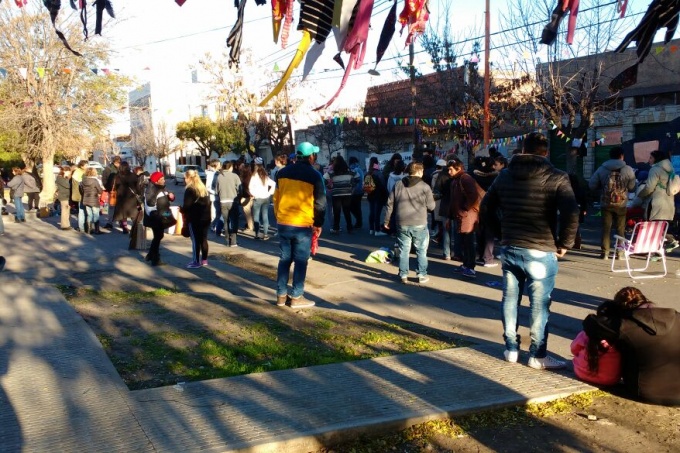 24 días de acampe en Bahía Blanca contra los despidos de SIBB
