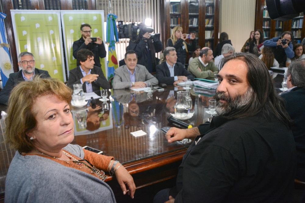 Efecto Campaña I: Vidal ofreció 27,4% a docentes