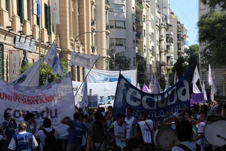 Sin acuerdo salarial para los docentes universitarios, peligra el inicio del segundo cuatrimestre