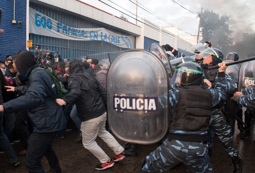 Paralizan el Sarmiento contra la represión en PepsiCo