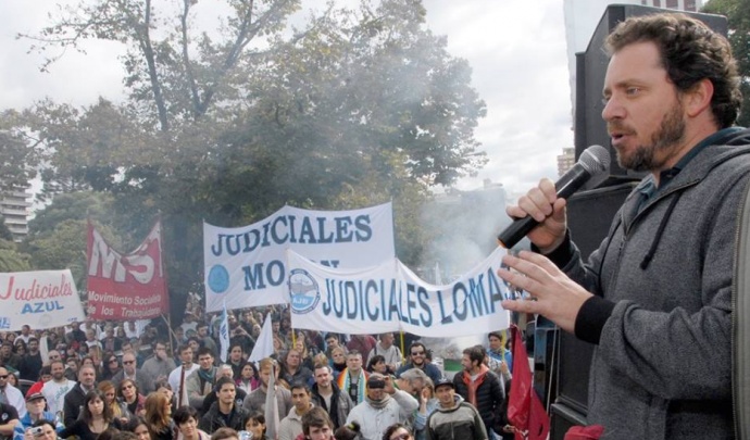 Judiciales advierten con no volver al trabajo tras la feria si Vidal no los convoca a paritarias