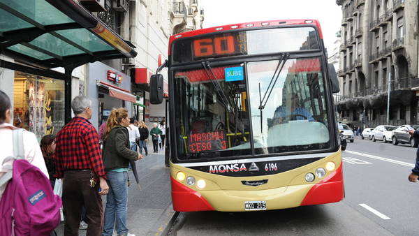 Trabajo dictó conciliación obligatoria y volvió a circular la Línea 60