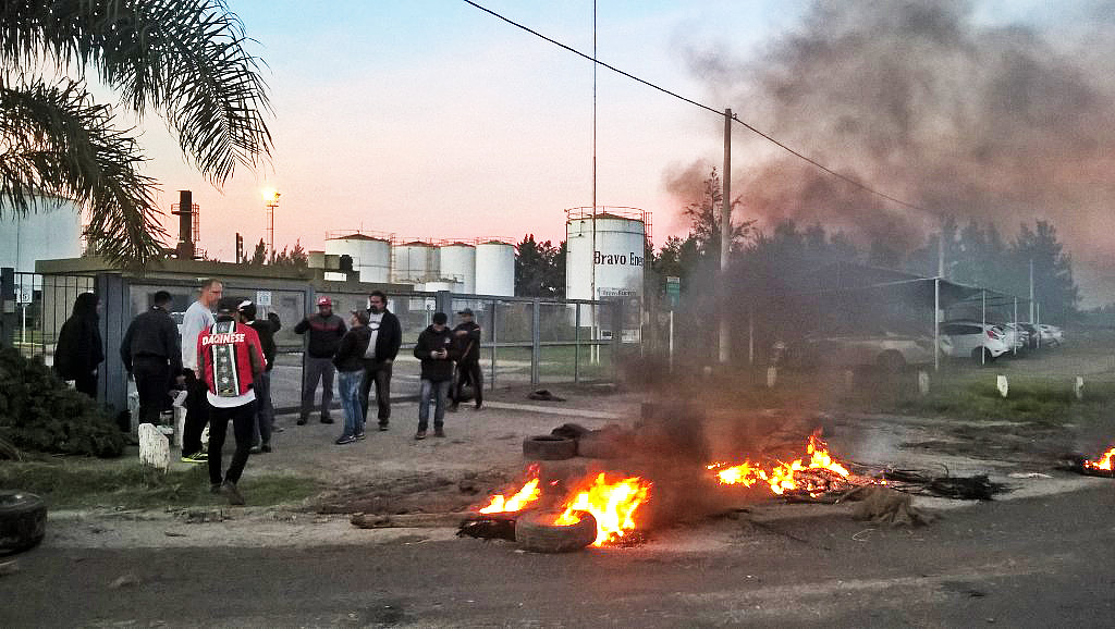 Cierra una planta petrolera en Santa Fe y despide 35 operarios