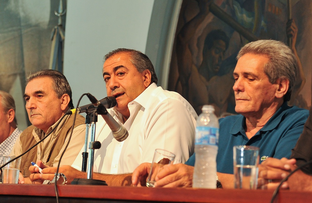 La CGT le da oxígeno al triunvirato y espera un guiño del Gobierno para sepultar el paro