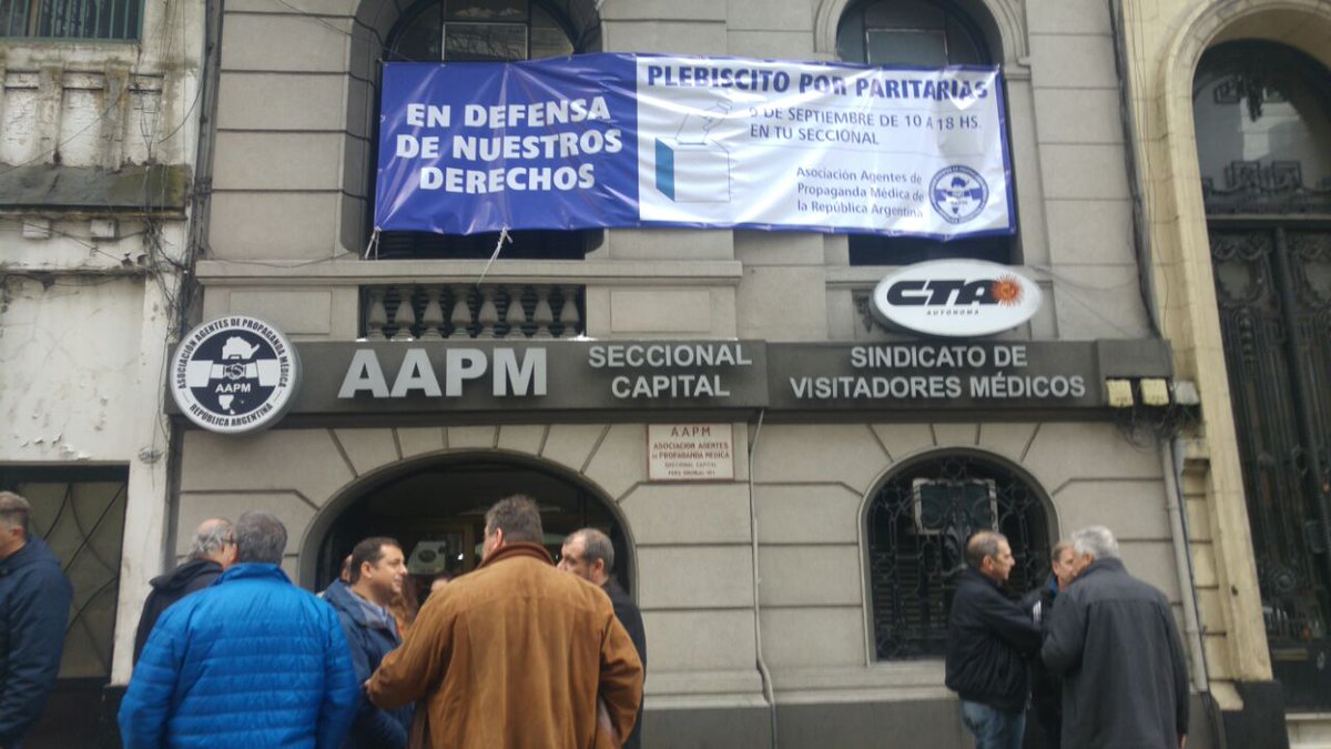 Visitadores médicos denunciaron abusos de las farmacéuticas