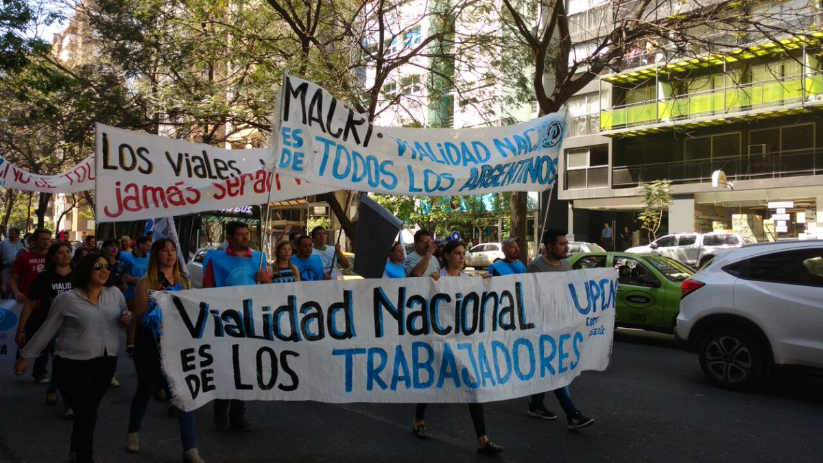 Trabajadores de Vialidad moviizaron en Córdoba contra la privatización del organismo