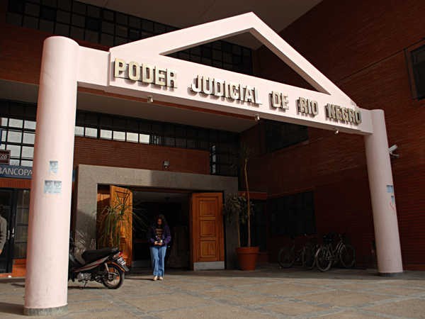El Poder Judicial de Río Negro ofreció 20 empleos y se presentaron 8 mil personas