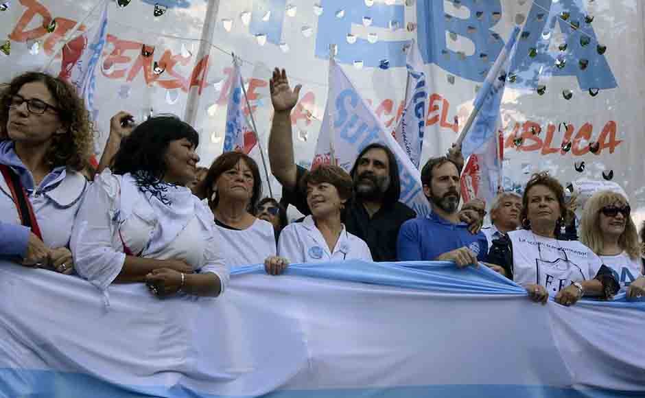 Los gremios bonaerenses vaticinan un 2018 de conflictos ante la pauta de 10% de Vidal