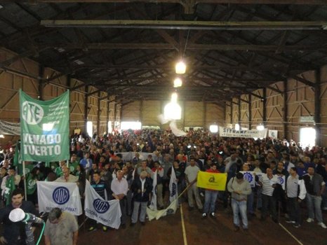 Gremios santafesinos pedirán que los legisladores no acompañen la reforma laboral