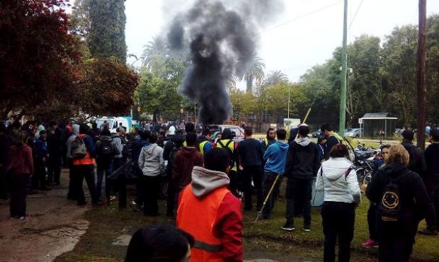 Acoso y Despidos en Fábrica de Calzado Lujanense