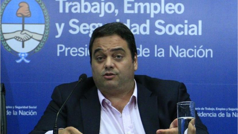 Para Triaca, «hay un gran número de coincidencias» con la CGT en torno a la reforma laboral