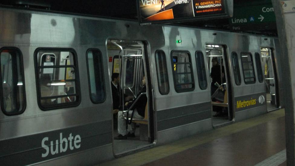 Metrodelegados advierten que el nuevo horario del subte expulsará miles de usuarios