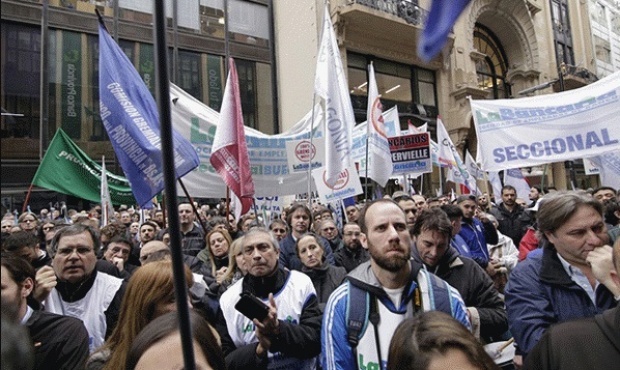 Terminó la conciliación y los trabajadores del Bapro vuelven a los paros contra la reforma previsional de Vidal