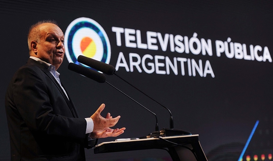 Ofensiva del Gobierno en la TV Pública: congelamiento salarial y flexibilización del Convenio